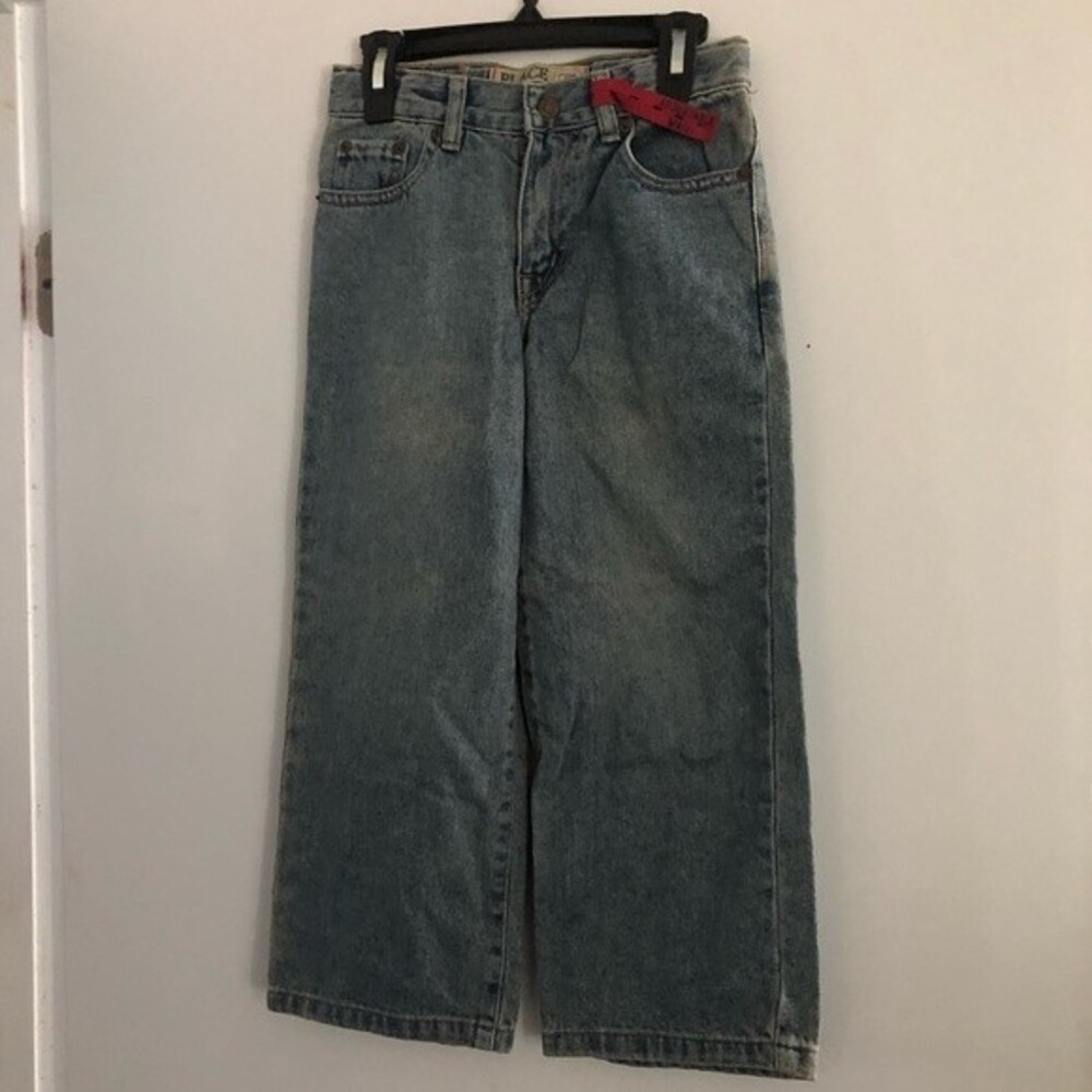 The Children’s Place TCP NWT Boy's 100% Cotton Faded Loose Fit Jeans Size 5